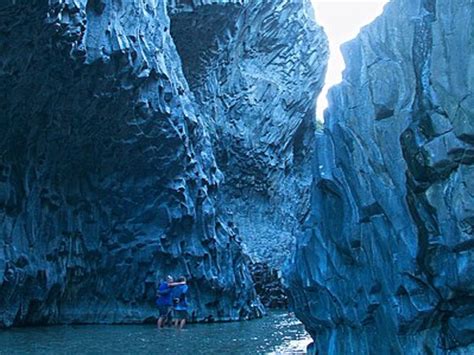   La Montagna del Leone: Una Scalata Indimenticabile per Gli Amanti dell'Avventura!