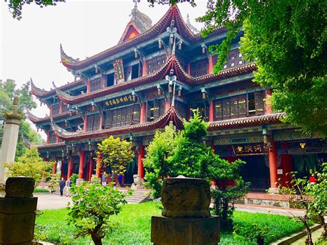 Il Tempio di Wenshu: Un'oasi di pace nel cuore pulsante di Chengdu!