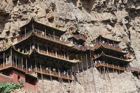  Il Tempio di Xuankong: Un Tesoro Storico sospeso tra le Nuvole!